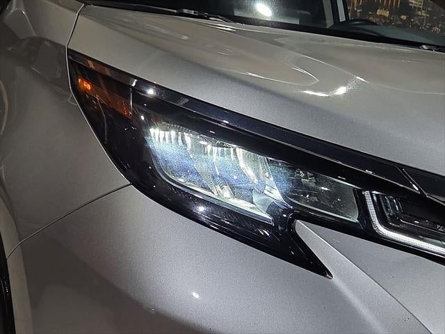 2023 Toyota Sienna XLE 8 Passenger