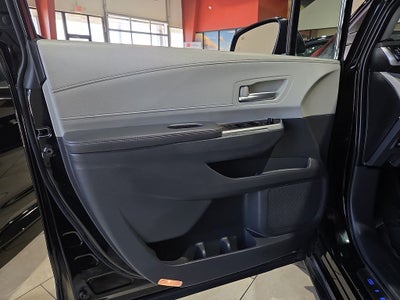 2022 Toyota Sienna XLE 8 Passenger