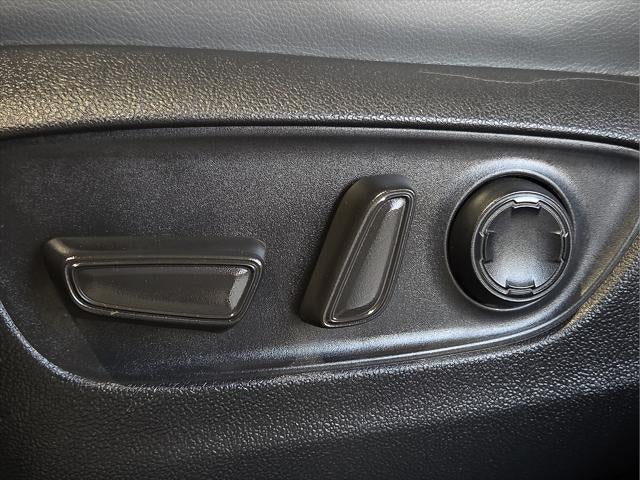 2022 Toyota Sienna XLE 8 Passenger