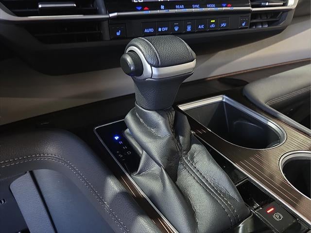 2022 Toyota Sienna XLE 8 Passenger