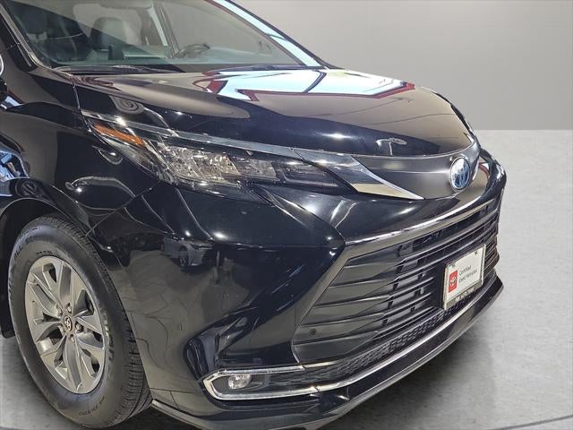 2022 Toyota Sienna XLE 8 Passenger