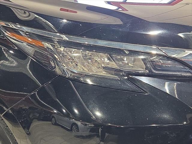 2022 Toyota Sienna XLE 8 Passenger