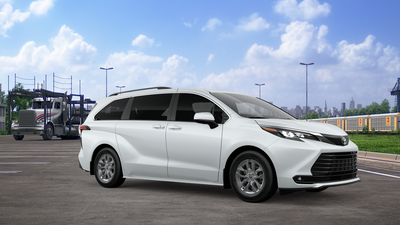 2026 Toyota Sienna XLE 8 Passenger