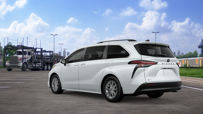 2026 Toyota Sienna XLE 8 Passenger