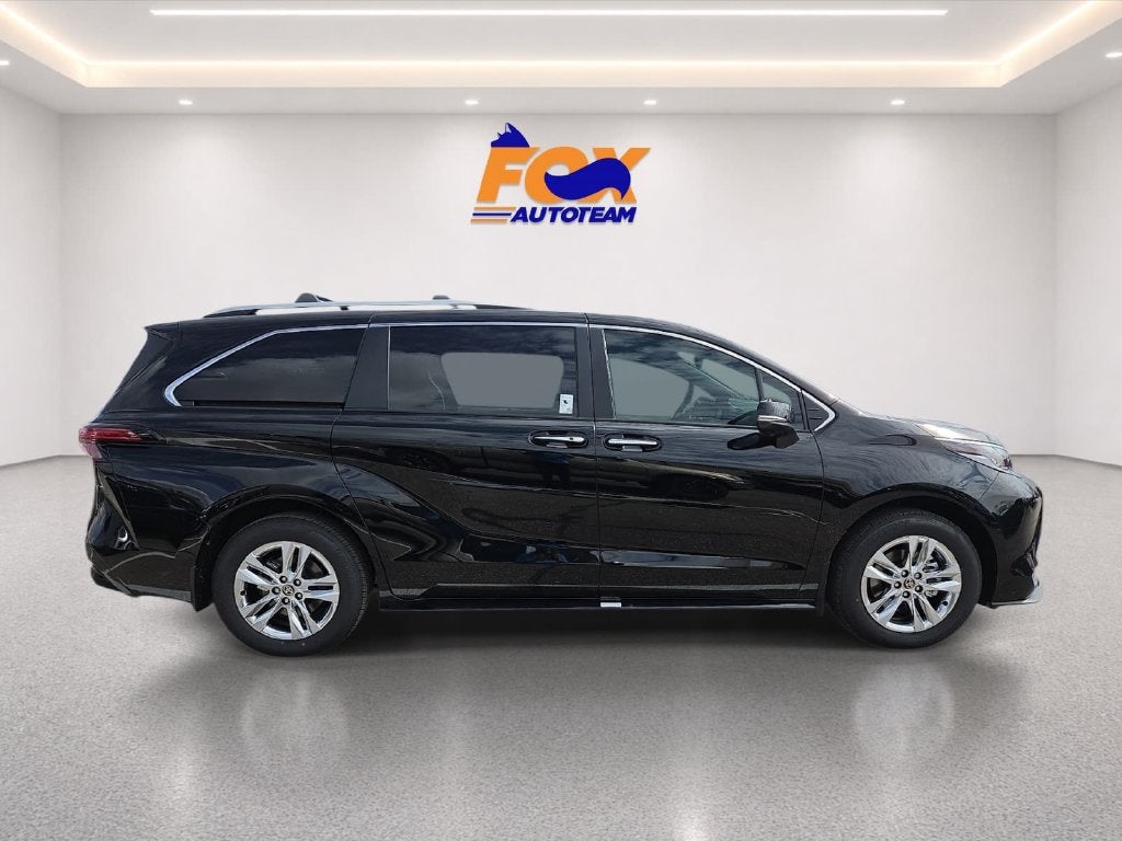 2026 Toyota Sienna Limited 7 Passenger