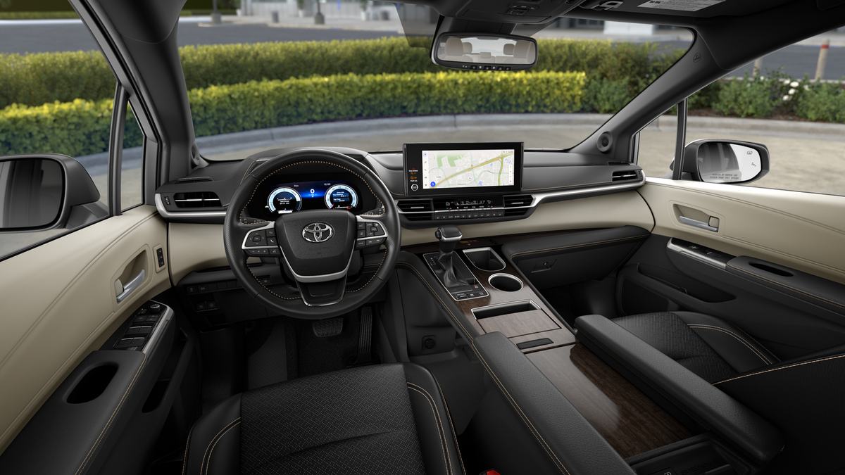 2026 Toyota Sienna Limited 7 Passenger