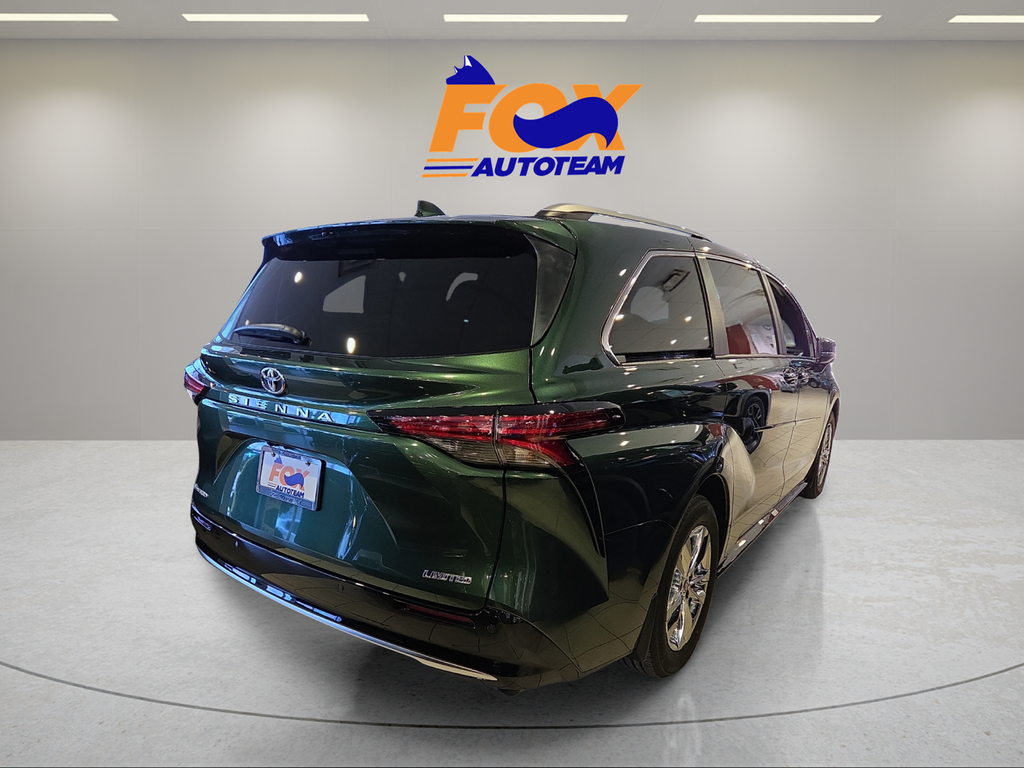 2026 Toyota Sienna Limited 7 Passenger