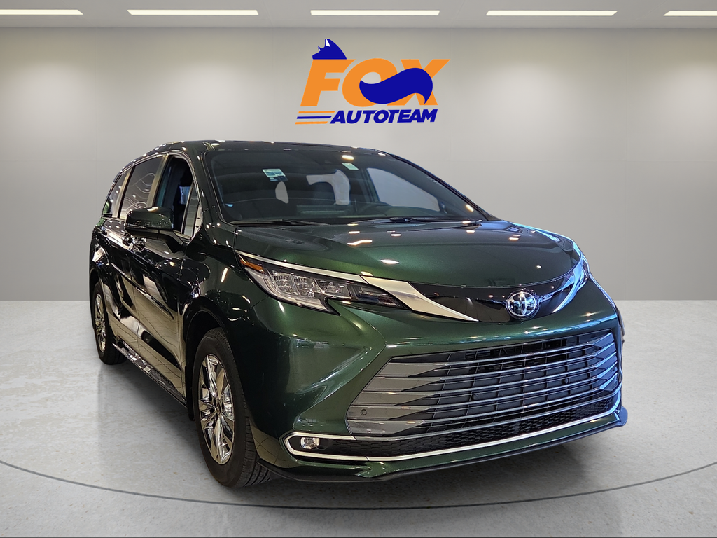 2026 Toyota Sienna Limited 7 Passenger