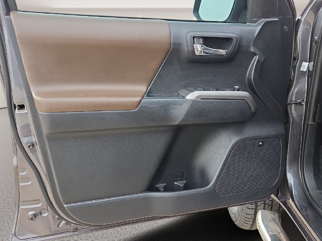 2018 Toyota Tacoma Limited V6