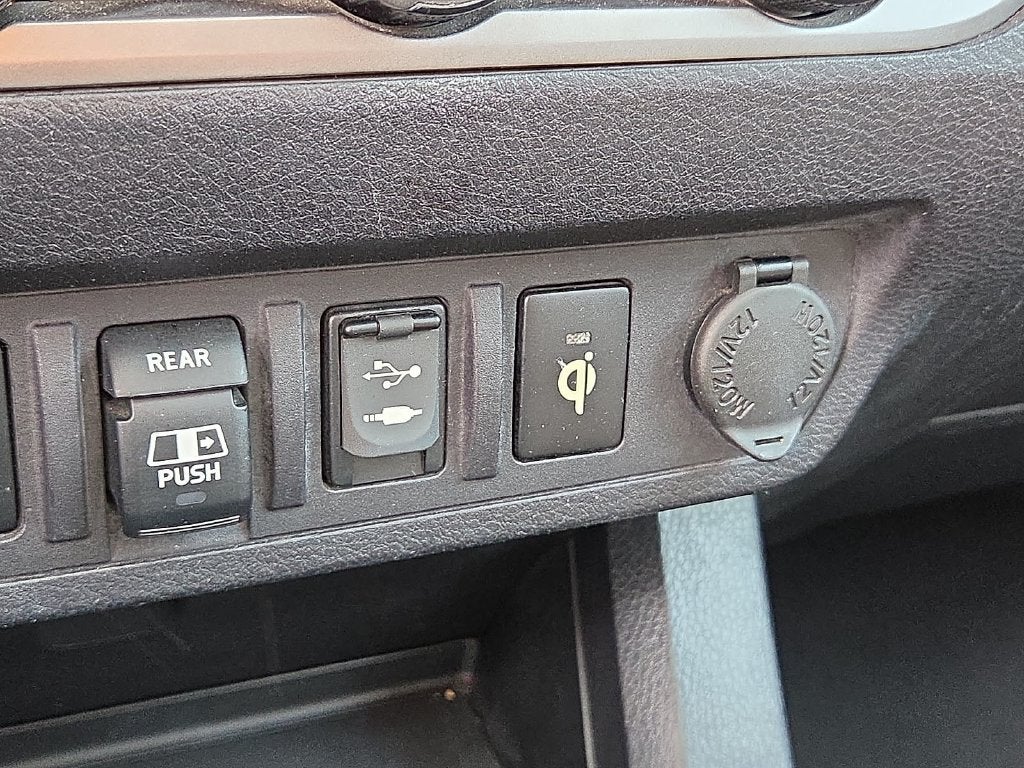 2018 Toyota Tacoma Limited V6