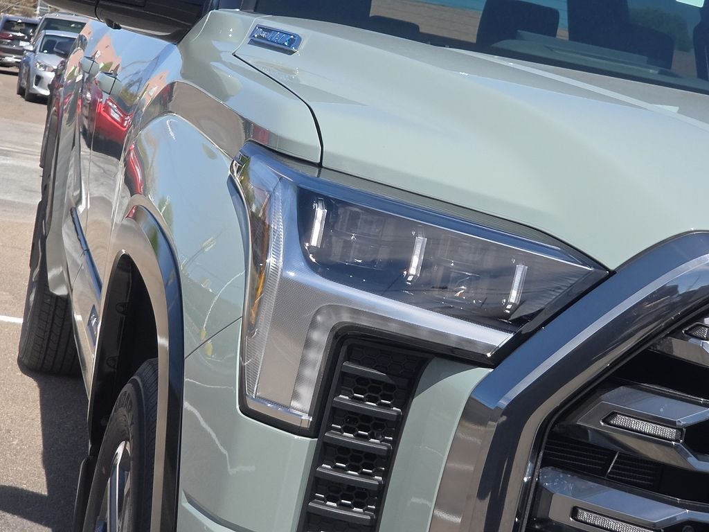 2026 Toyota Tundra Hybrid Platinum