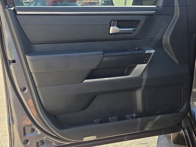 2025 Toyota Tundra Hybrid Platinum