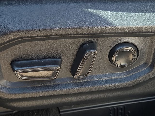 2025 Toyota Tundra Hybrid Platinum