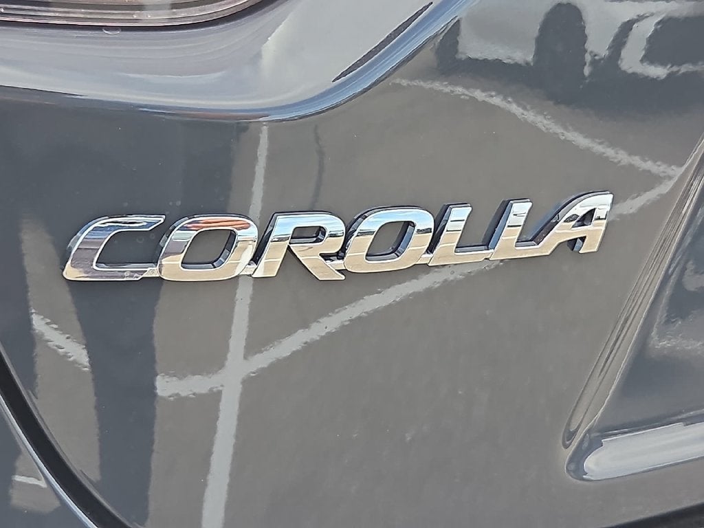 2027 Toyota Corolla LE