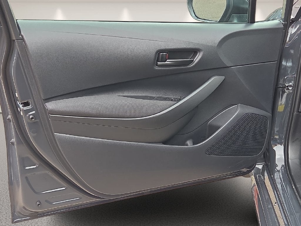 2027 Toyota Corolla LE