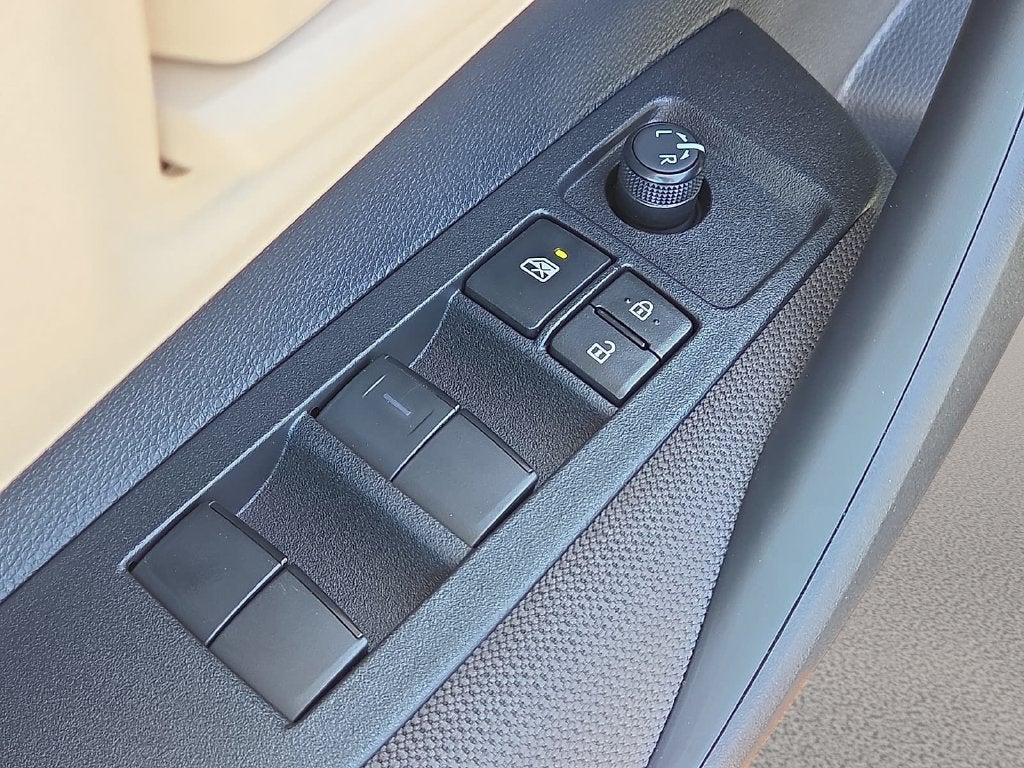 2027 Toyota Corolla LE