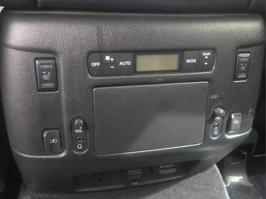 2020 Nissan Armada Platinum