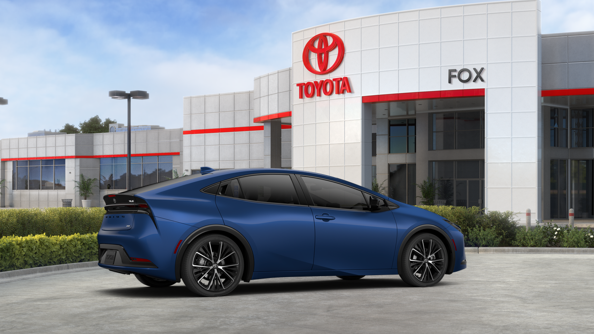 2027 Toyota Prius XLE