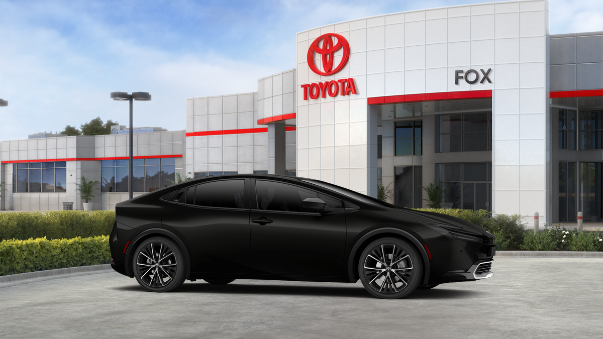 2027 Toyota Prius XLE