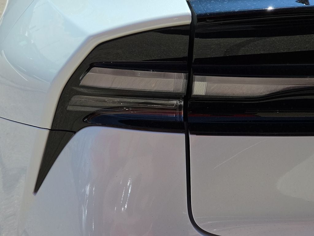2027 Toyota Prius Plug-In Hybrid XSE Premium