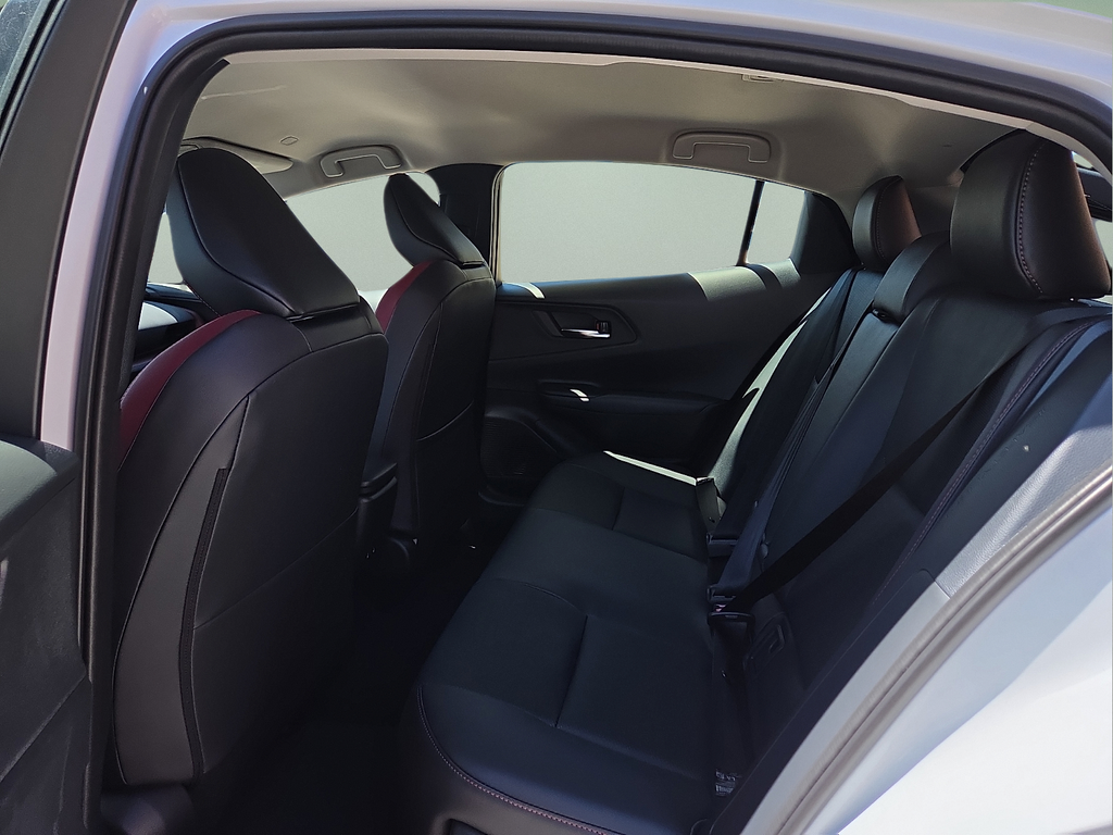 2027 Toyota Prius Plug-In Hybrid XSE Premium