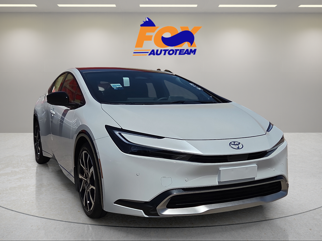 2027 Toyota Prius Plug-In Hybrid XSE Premium