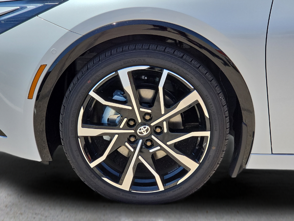 2027 Toyota Prius Plug-In Hybrid XSE Premium