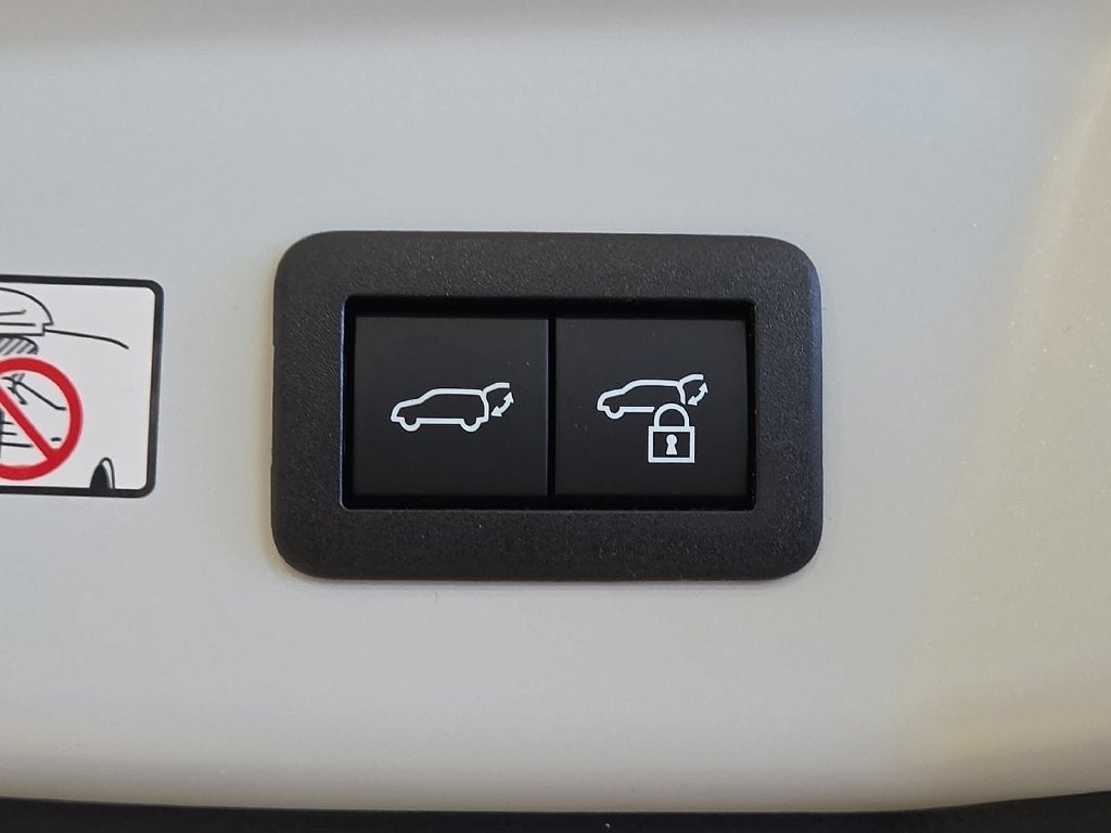 2027 Toyota Prius Plug-In Hybrid XSE Premium