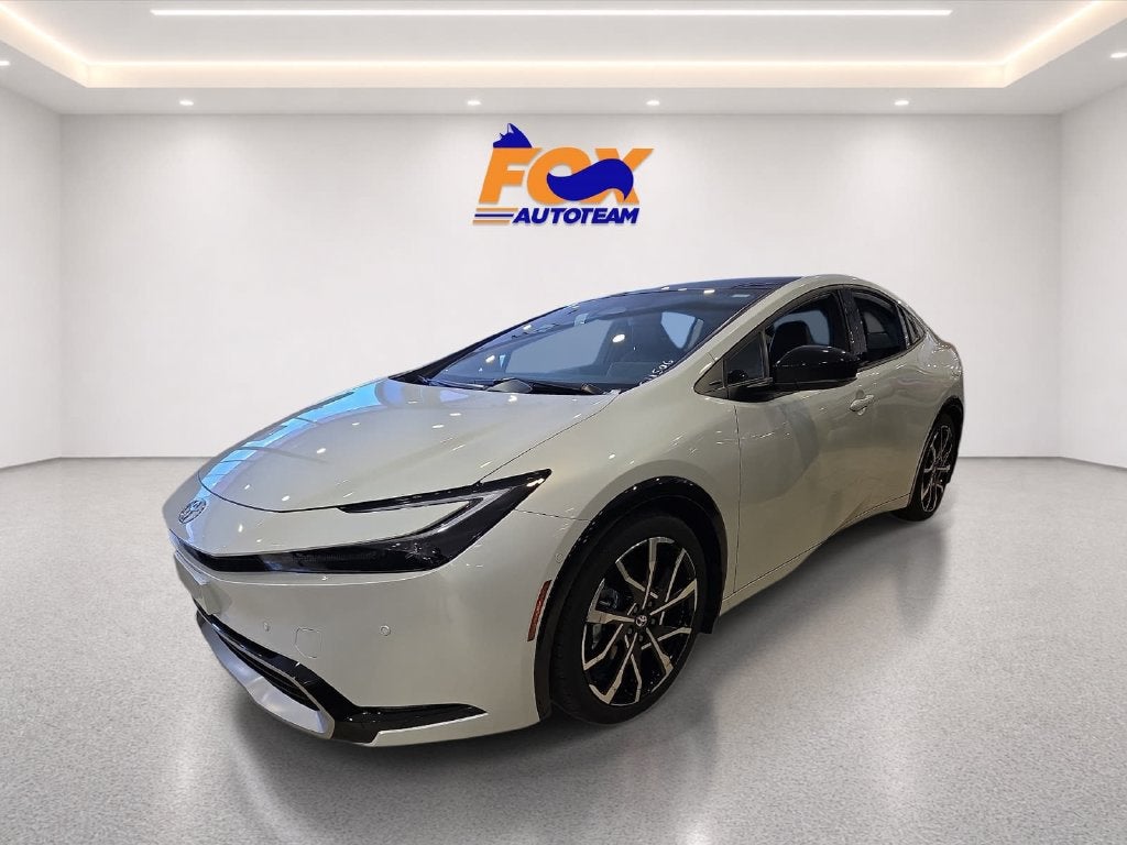 2027 Toyota Prius Plug-In Hybrid XSE Premium