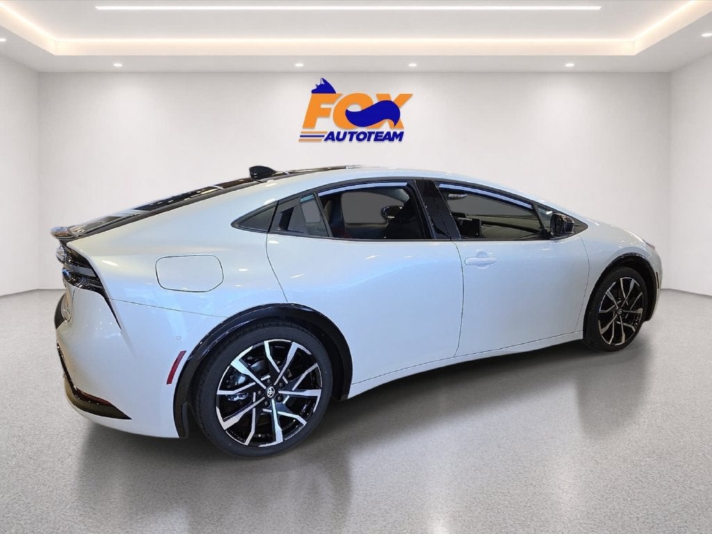 2027 Toyota Prius Plug-In Hybrid XSE Premium