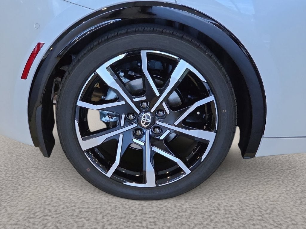 2027 Toyota Prius Plug-In Hybrid XSE Premium
