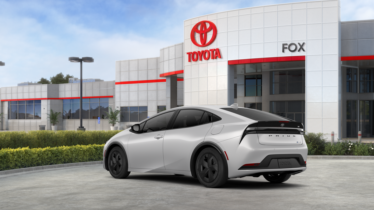 2026 Toyota Prius Plug-In Hybrid SE