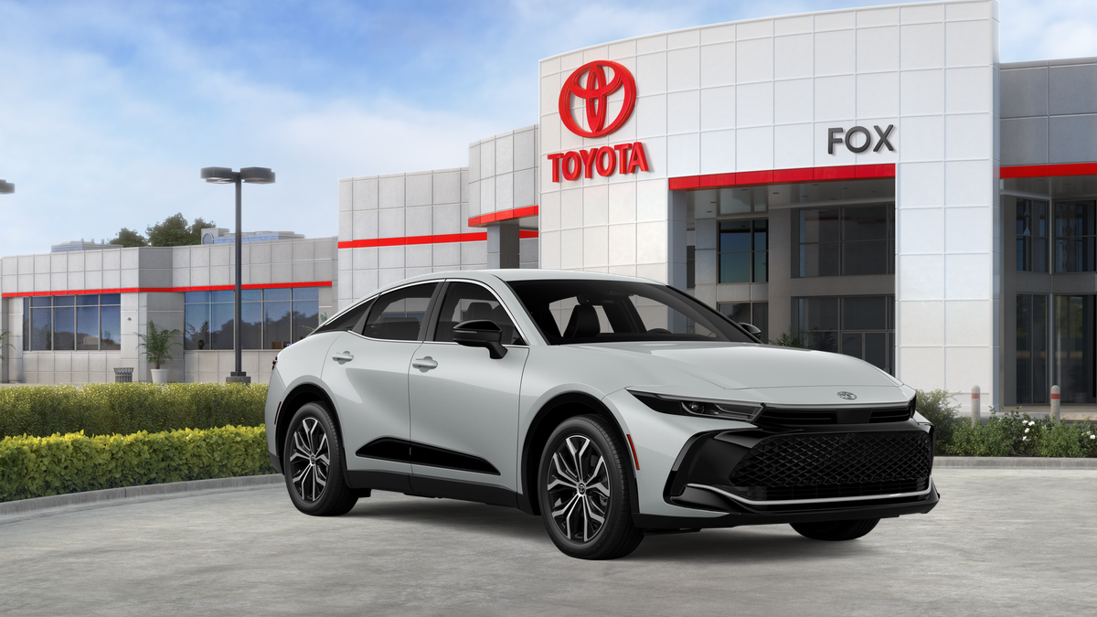 2027 Toyota Crown XLE