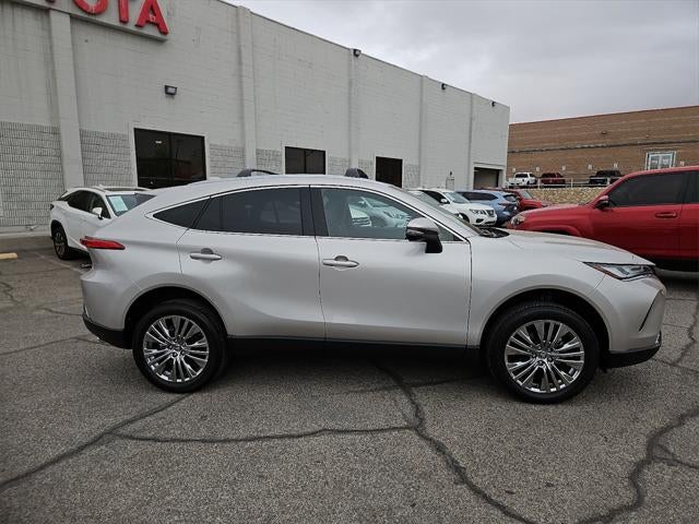 2023 Toyota Venza LE