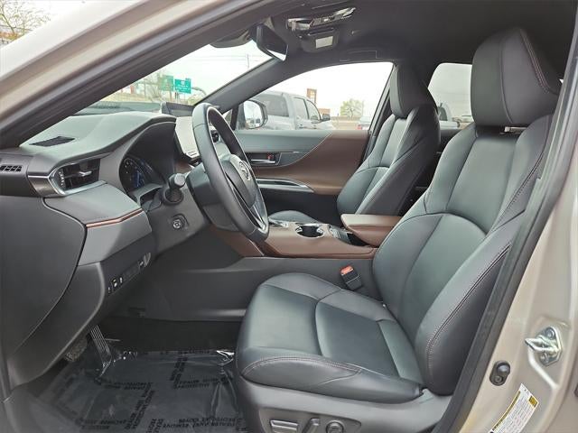 2023 Toyota Venza LE