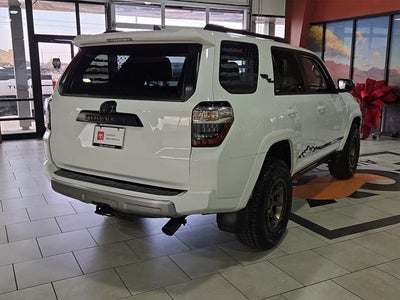 2022 Toyota 4Runner TRD Off-Road
