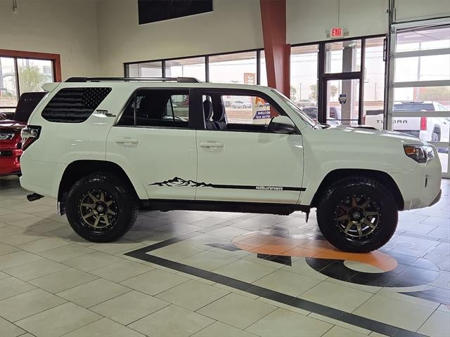 2022 Toyota 4Runner TRD Off-Road