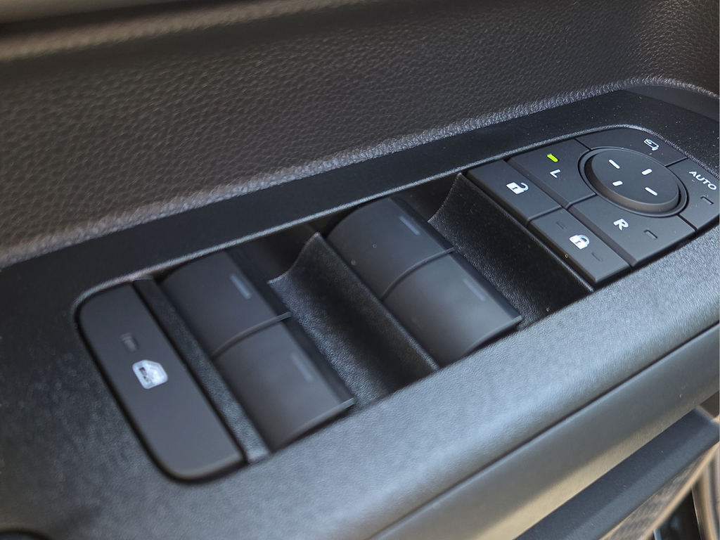 2026 Toyota 4Runner i-FORCE MAX Hybrid Platinum