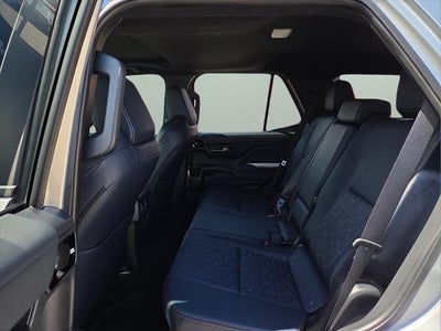 2026 Toyota 4Runner i-FORCE MAX Hybrid Platinum