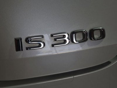 2023 Lexus IS 300