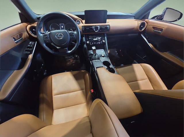 2024 Lexus IS 300