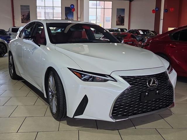 2023 Lexus IS 300