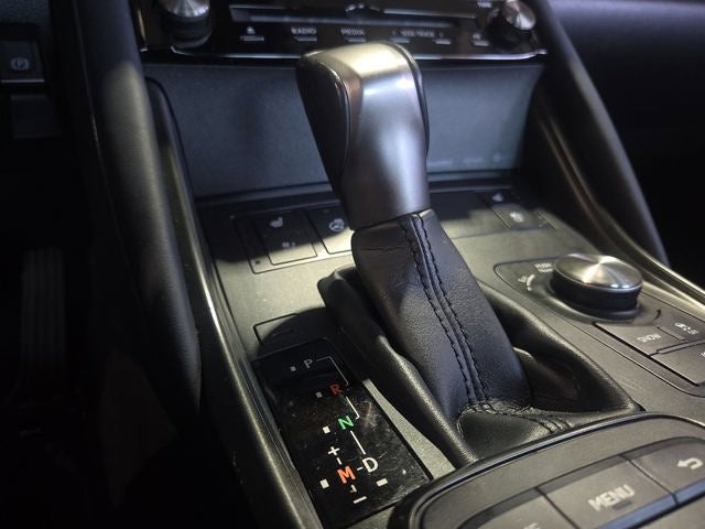 2023 Lexus IS 300