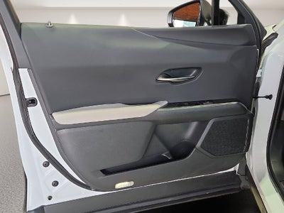 2025 Lexus UX 300h F SPORT Design