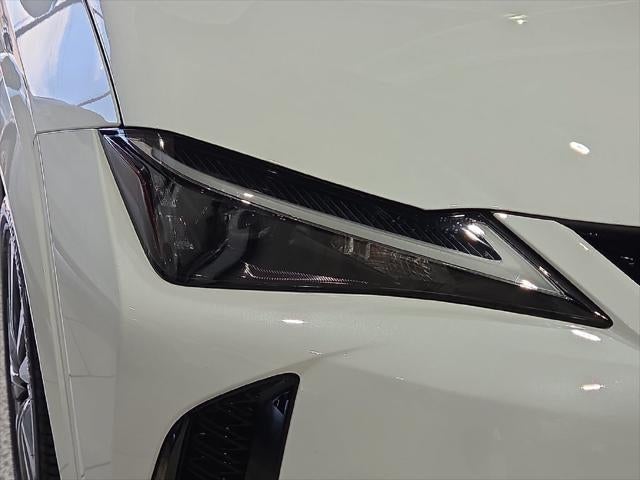 2025 Lexus UX 300h F SPORT Design