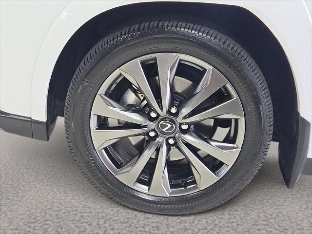 2025 Lexus UX 300h F SPORT Design