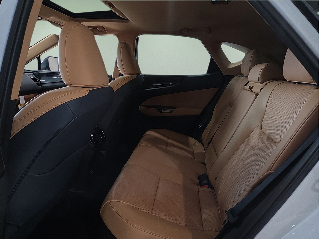 2026 Lexus NX 450h+ Premium