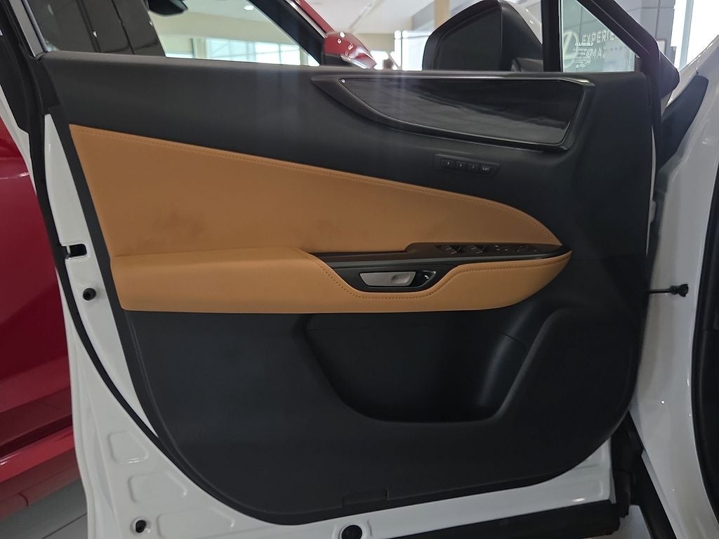 2026 Lexus NX 450h+ Premium