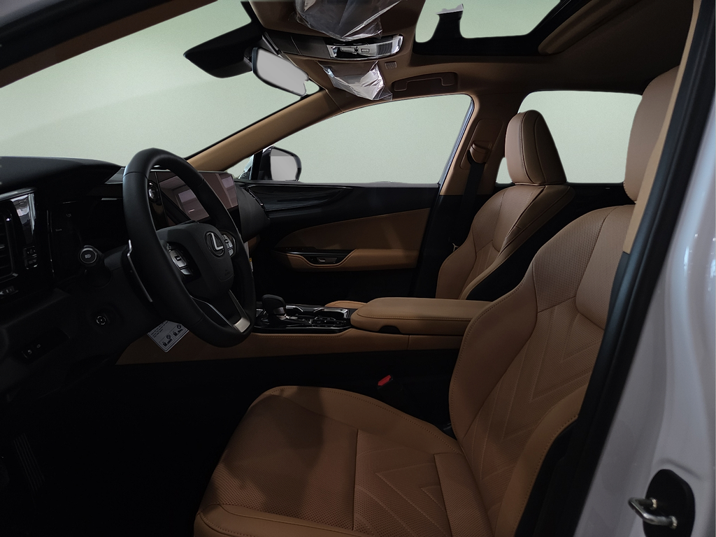 2026 Lexus NX 450h+ Premium
