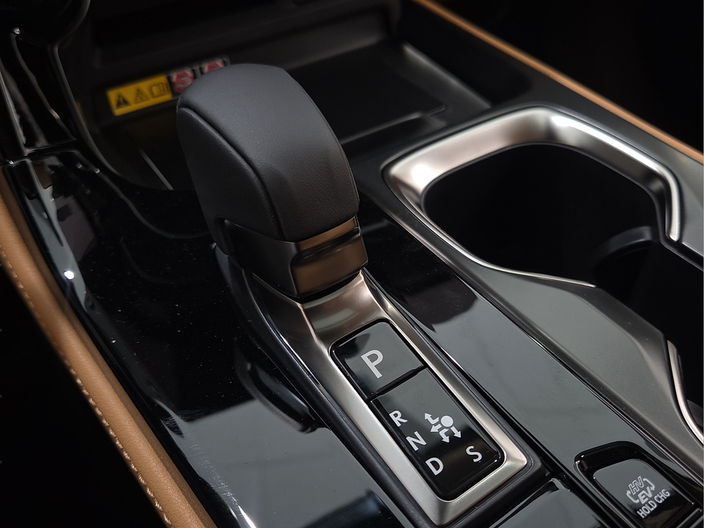 2026 Lexus NX 450h+ Premium